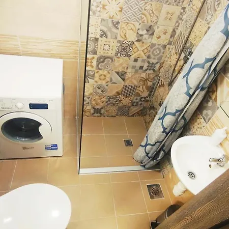 Apartament Close To Sandy Split